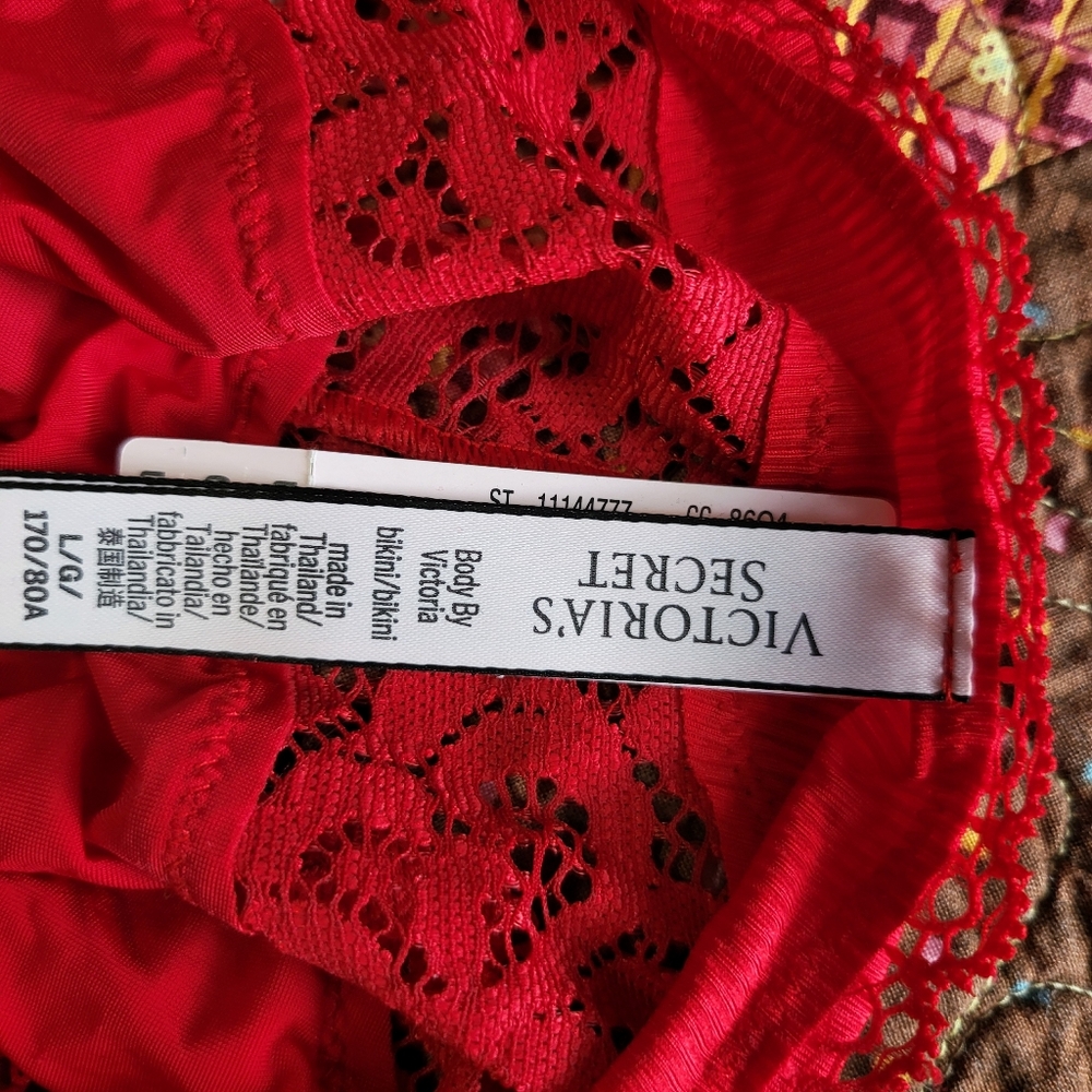 Victoria's Secret panties. - Picture 3 of 6
